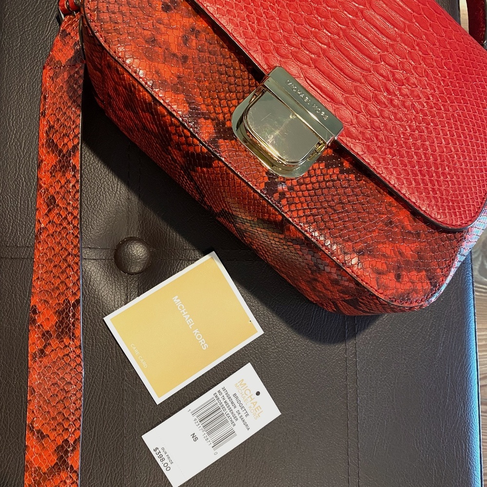 Michael Kors Bridget Messenger Purse